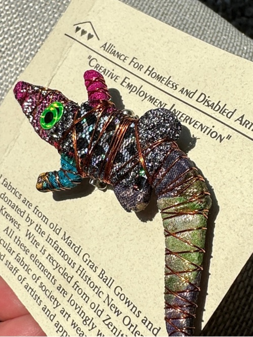 —Vintage New Orleans Mardi Gras Alligator Brooch Art Pin Original Tag